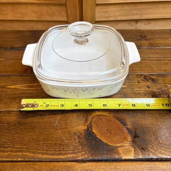 Vintage CorningWare Casserole Dish with Lid – Floral Vine Pattern - Picture 4 of 6
